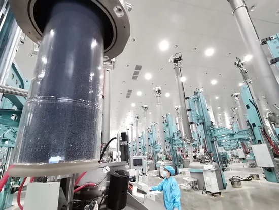 “颗粒硅产业“搅局者”来了！中来股份半道杀入，协鑫科技提防技术外溢，其他参与者也有话要说