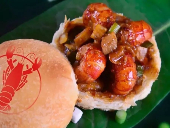 小龙虾月饼 图源:网络