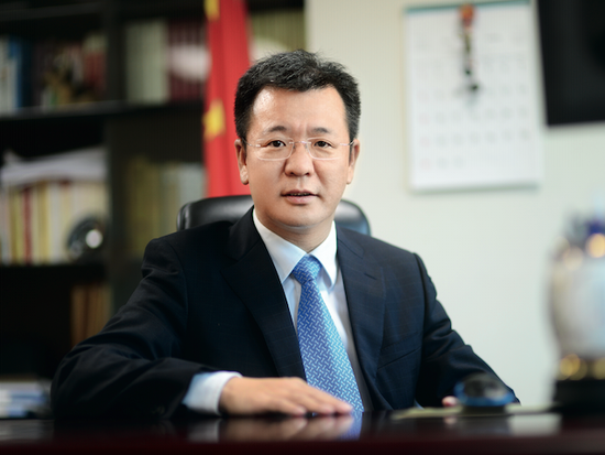 人行科技司李伟:深入实施新阶段金融科技发展规划 高质量推进数字化转型_新浪财经_新浪网