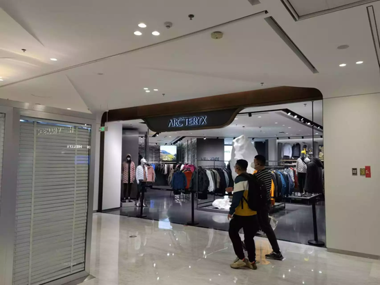 Photo caption: Archaeopteryx Store of Beijing SKP Mall. (Photographed by Tech Planet)