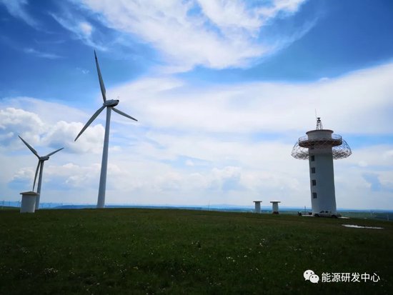 油价冲高回落,IEA称低库存让人不安,市场等待更多指引