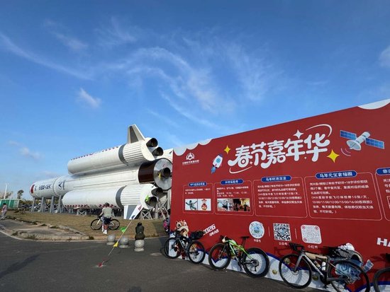 图6：中国文昌航天发射场（国发）入口周边实拍 　　资料来源：实地拍摄，申万宏源研究