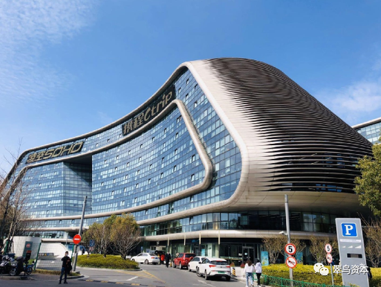 “赴港二次上市：携程这次能“说走就走”吗？