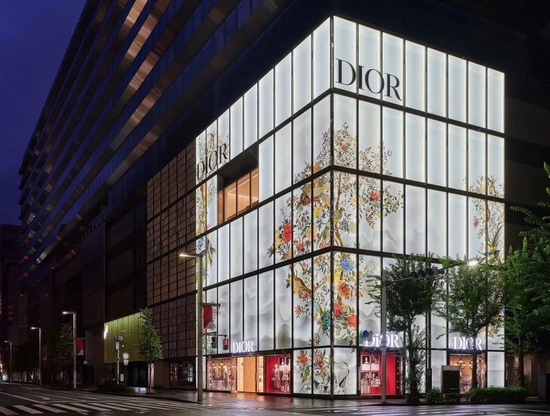 *dior东京ginza six旗舰店dior在今年三月份起就开始对其位于东京