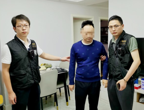 警方披露疑似“配资大佬”李跃宗案情 涉嫌参与仁东控股“坐庄”获利2亿元