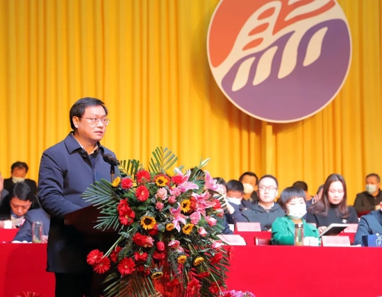 赊店老酒召开工作动员大会,当地县长称:当好县长,办好