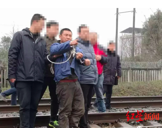 赌博陷高利贷陷阱欲报复社会 男子制脱轨器逼停十趟列车获刑