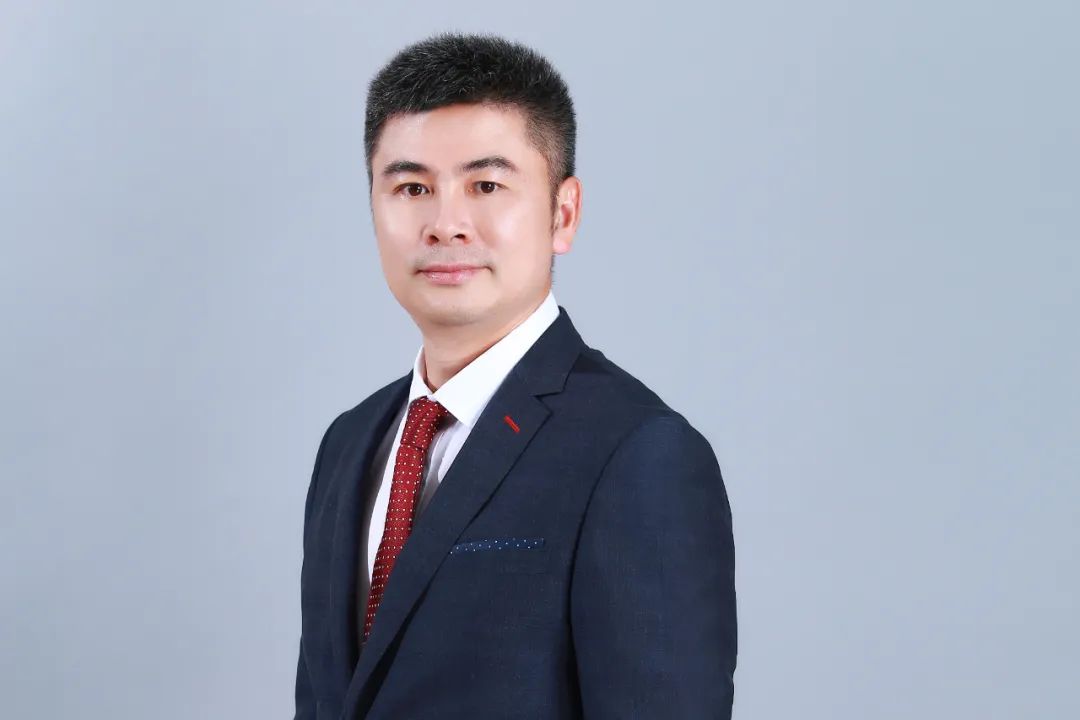 不买白酒不“抱团”！ 红筹投资邹奕：3年翻1倍的股票还有很多！