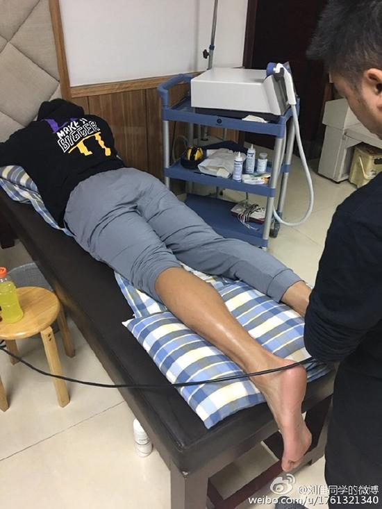 易建联妥协穿李宁登场球员在cba没有权益