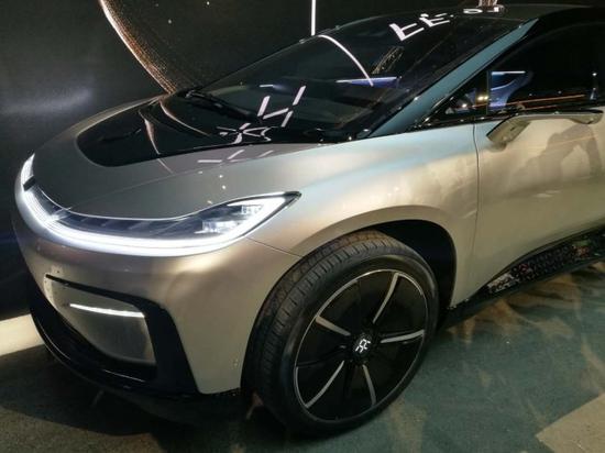 乐视ces发布会疑似当场出故障法乐第首款电动车亮相