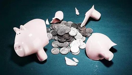 亮晶晶的金融泡沫在阳光下破灭.吹肥皂泡的人走了,暂时不会回来了.