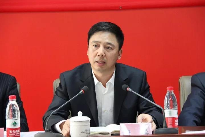 华侨城人事插曲二把手宗坚履新一年遭免职