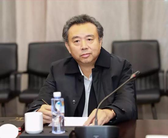 五粮液集团党委书记,董事长李曙光