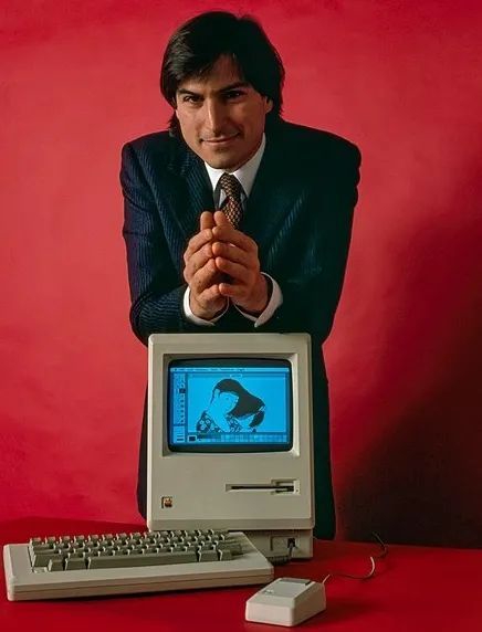 发布第一代Macintosh的乔布斯，1984年