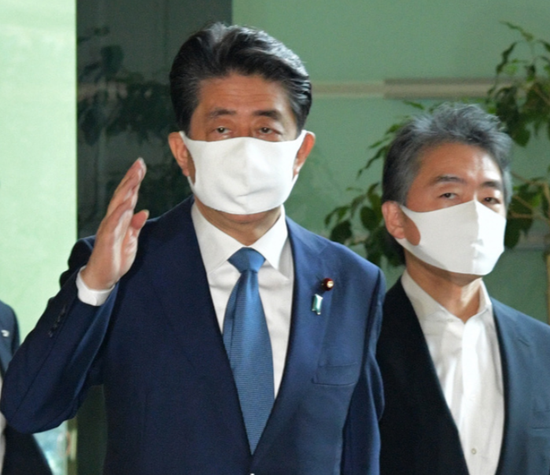  日本首相安倍晋三（朝日新闻）