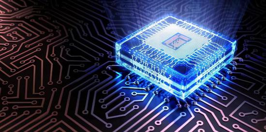 左手出售右手却收购，焦虑的英特尔能否保住巨头地位？