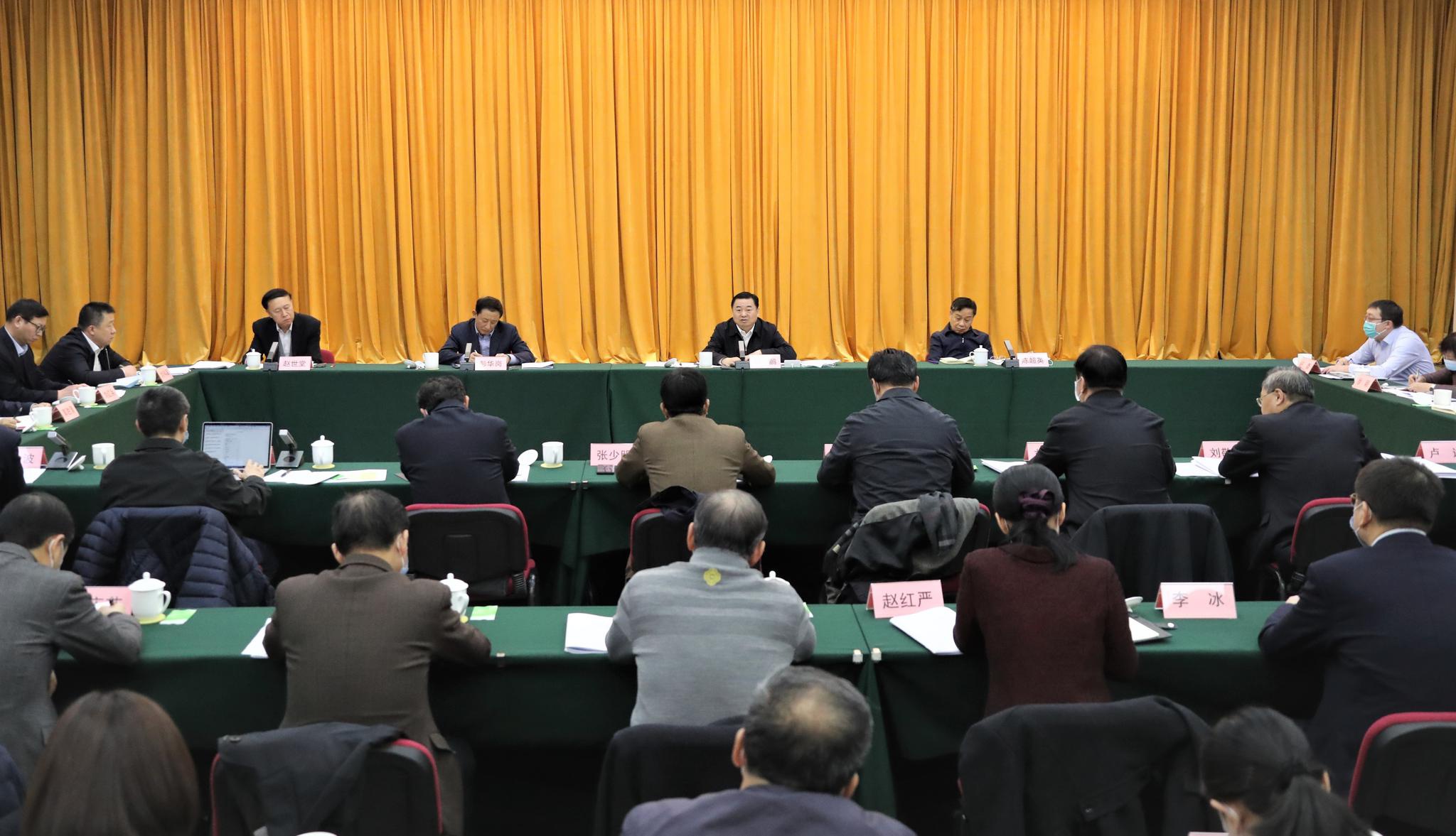 国资委：中央企业要加大关键核心技术攻关力度