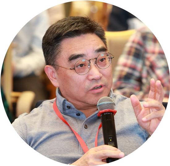 刘国恩:新冠肺炎疫情下分析多种防控可选方案