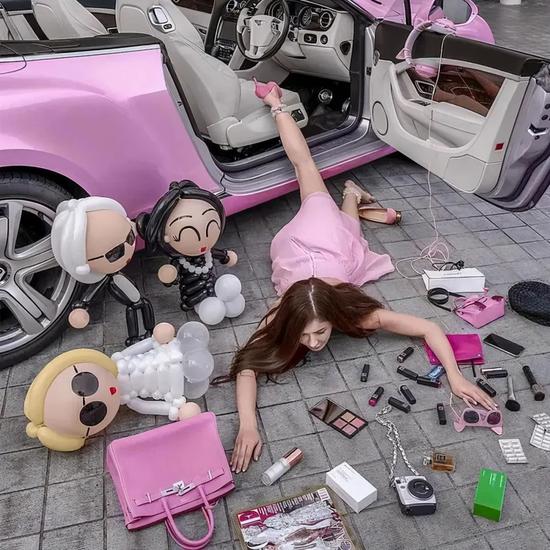 银行人的世界里没有“凡尔赛文学” 只有“悲惨世界”