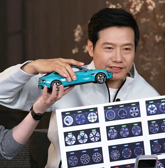 雷军全面回应“营销大师”标签：娱乐节目中刘强东开个玩笑，被人放大利用，现在听到营销两个字都有点恶心