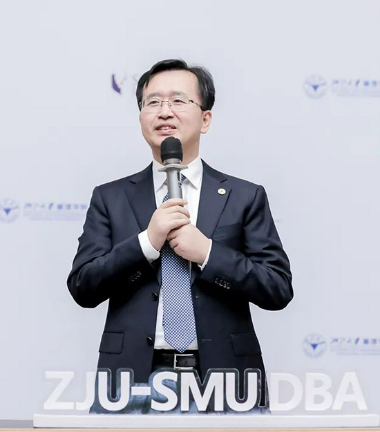 吉利科技ceo徐志豪管理中如何执行权力下放信息上行