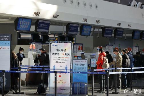 北京大兴机场2020年旅客吞吐量突破1600万人次