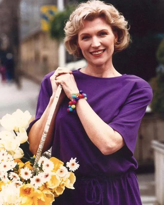 梅耶在1992年时的模特照