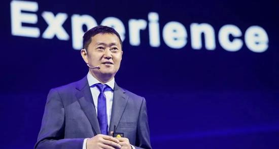 李斌与左晖 两位“教父”的人生十字路