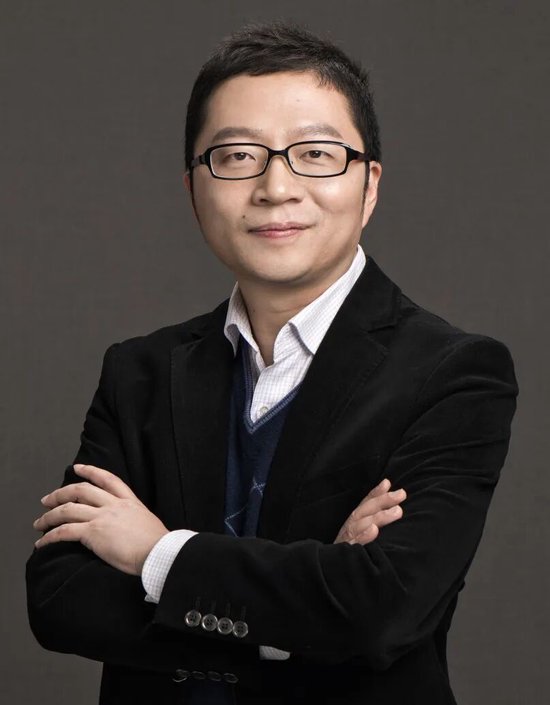 重庆富民银行董事长（拟任）兼行长 &nbsp;赵卫星