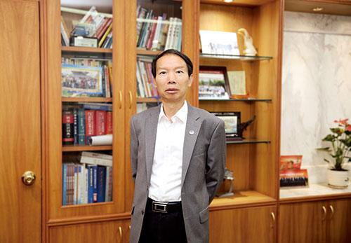 中国长城资产董事长沈晓明：筑牢金融防火墙 强化救助服务