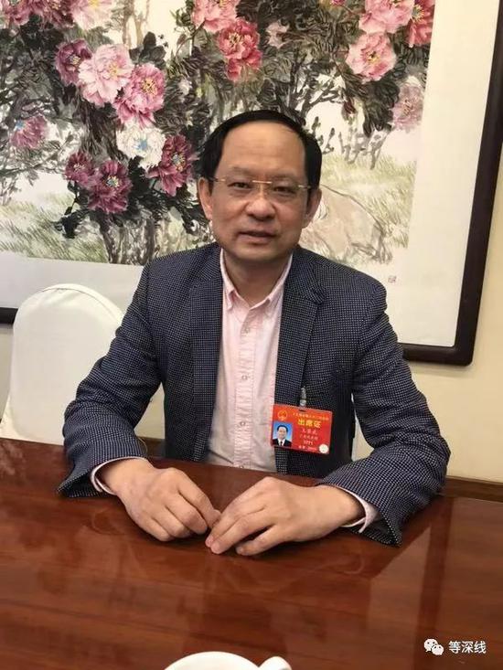 央行回应金融改革等热点:防范化解风险 服务实体经济 央行回应金融改革等热点:防范化解风险 服务实体经济