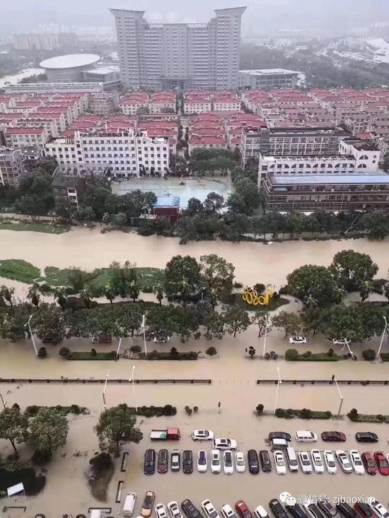 受灾的台州温岭市区（平安人寿供图）