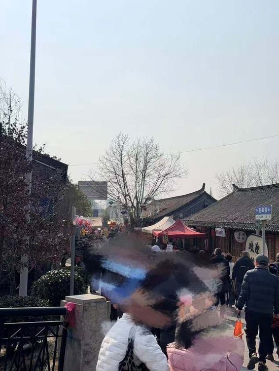 图2：唐闸古镇；　资料来源：现场拍摄，申万宏源研究