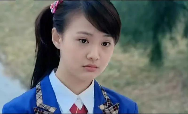 品牌武功高也怕郑爽这把刀？ 十个郑爽也伤不透Prada的心