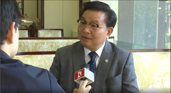 文峰老板陈浩彩虹屁文章我没审过心里窝囊批评秘书你害惨我了