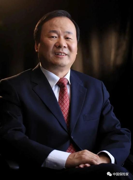 新华人寿原董事长万峰：未来发展重点在养老、健康保险