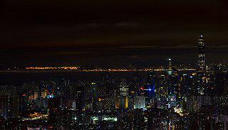 221GDP_深圳GDP首超香港比香港多221亿成大湾区第一