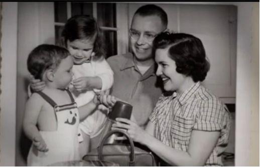  年轻的巴菲特与苏西