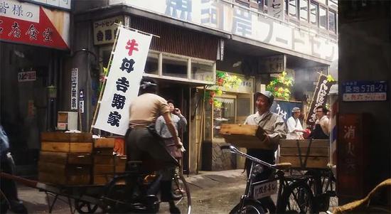  重现57年前的筑地一号店。/吉野家广告截图