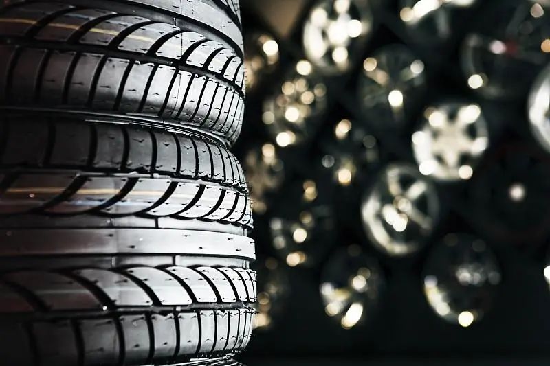 戴姆勒顺义仓库员工感染引发多地汽车零配件检测阳性 如何传播？