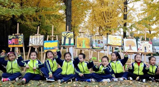 38、完善养老护理体系,全力解决大城市养老难题目。