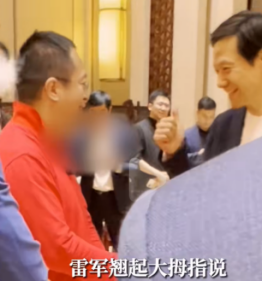 周鸿祎话音刚落，酒仙桥车展隆重举行