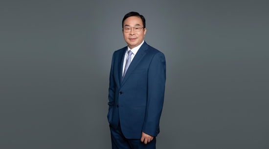 东海证券党委文书、董事长 钱俊文
