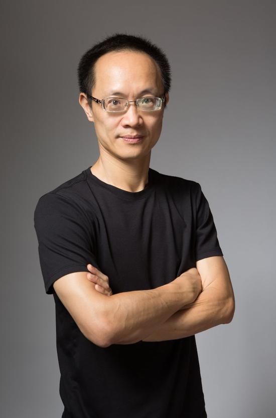 小米的新老交替:年轻人建功立业 雷军已过万重山