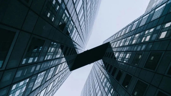 信用卡新规落地：激战存量，保稳求进