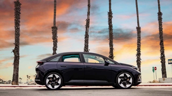富士康宣布代工电动汽车，将在俄亥俄州为INDIEV生产原型车
