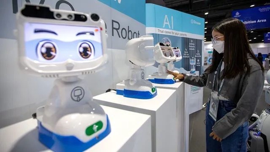 &ldquo;地表最强&rdquo;聊天机器人！&ldquo;超级牛人&rdquo;ChatGPT横空出世，马斯克直呼：厉害得吓人