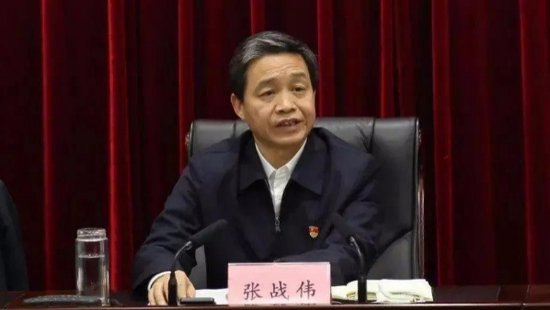 市委书记掌掴事件举报者回应：领导一手遮天 