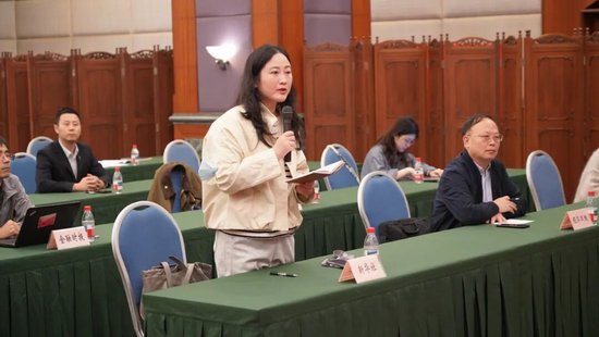 人民银行上海总部召开2025年第四季度新闻发布会