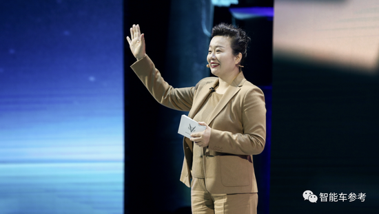 北汽极狐总裁走人！救火而来连续搞演唱会营销，千万预算比研发投入还多